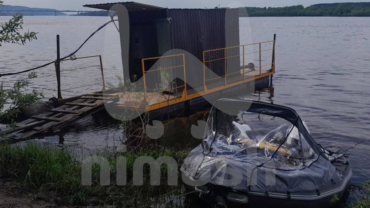 Житель города Владимира погиб от удара молнии, катаясь на лодке с женой по Оке